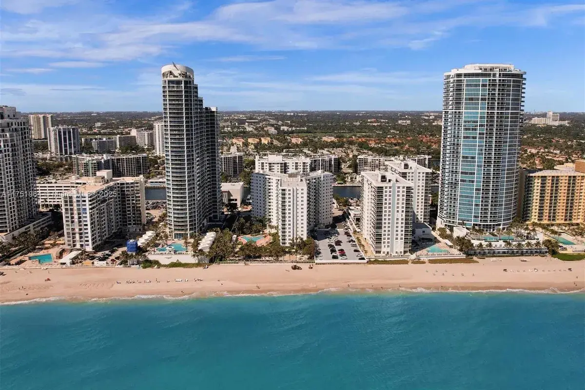 3001 S Ocean Dr # 1001, Hollywood FL 33019