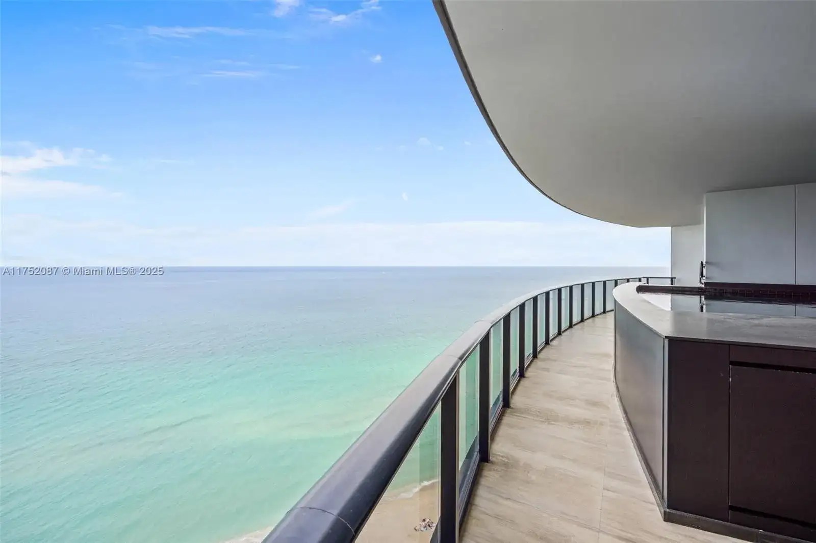 18555 Collins Ave # 2305, Sunny Isles Beach FL 33160 photo 3