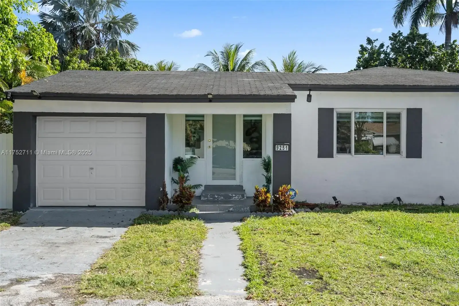 9251 Little River Blvd, Miami FL 33147 photo 2