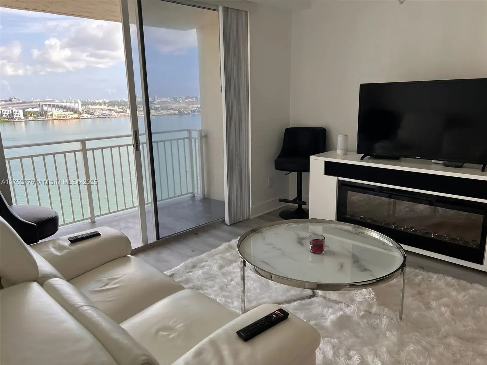 770 Claughton Island Dr # 1913, Miami FL 33131