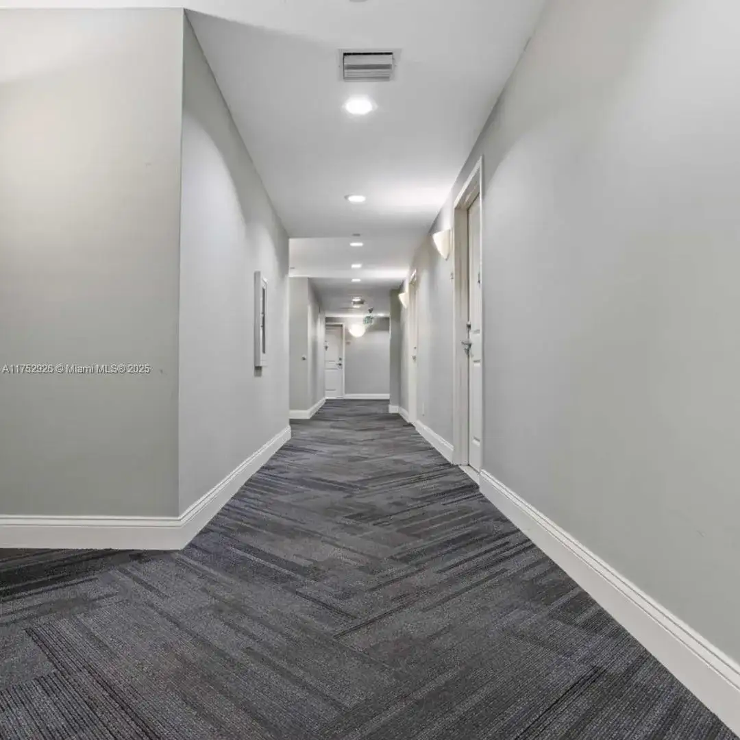 111 E Flagler St # 401, Miami FL 33131 photo 3