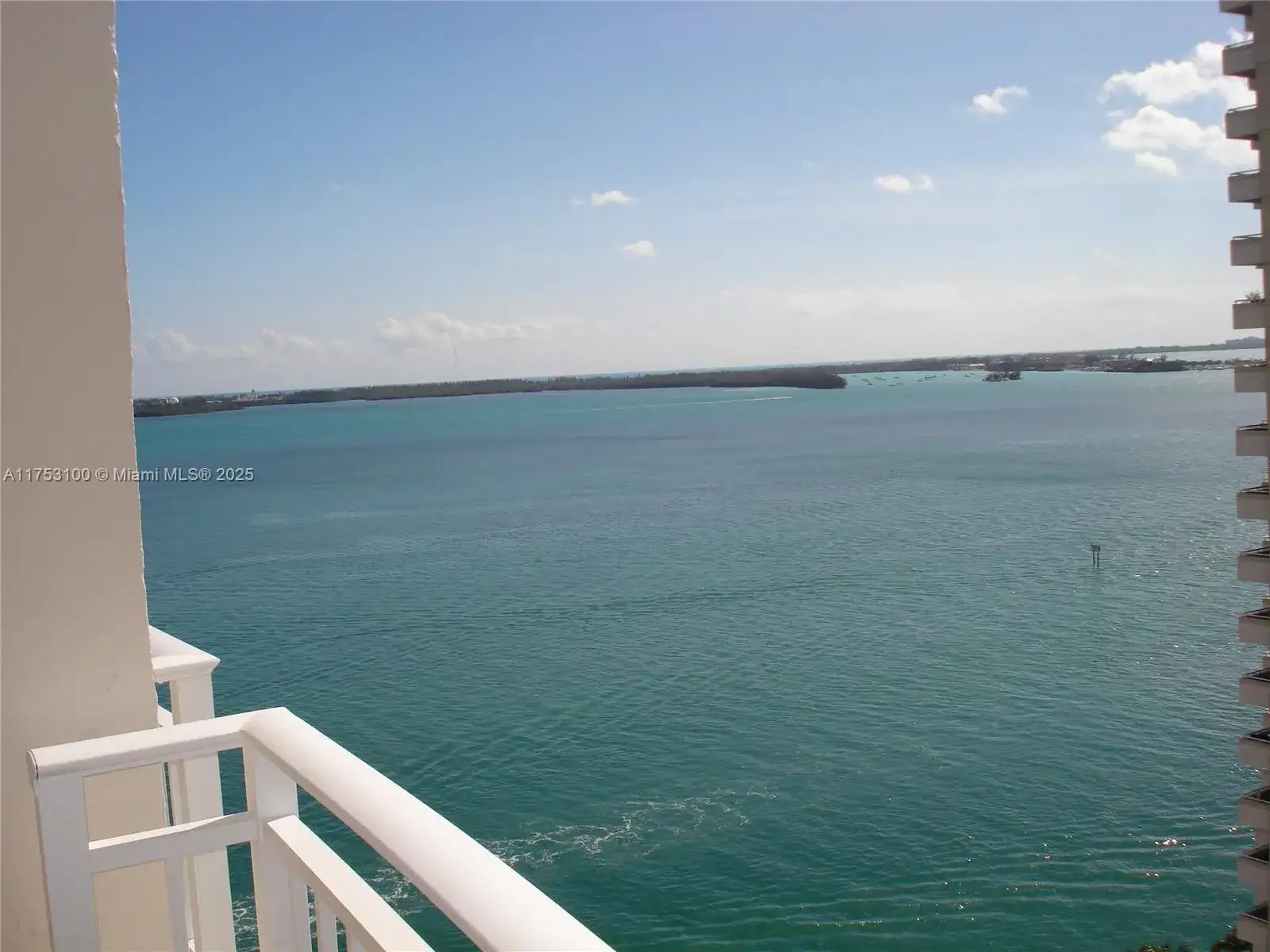 770 Claughton Island Dr # 1708, Miami FL 33131 photo 2
