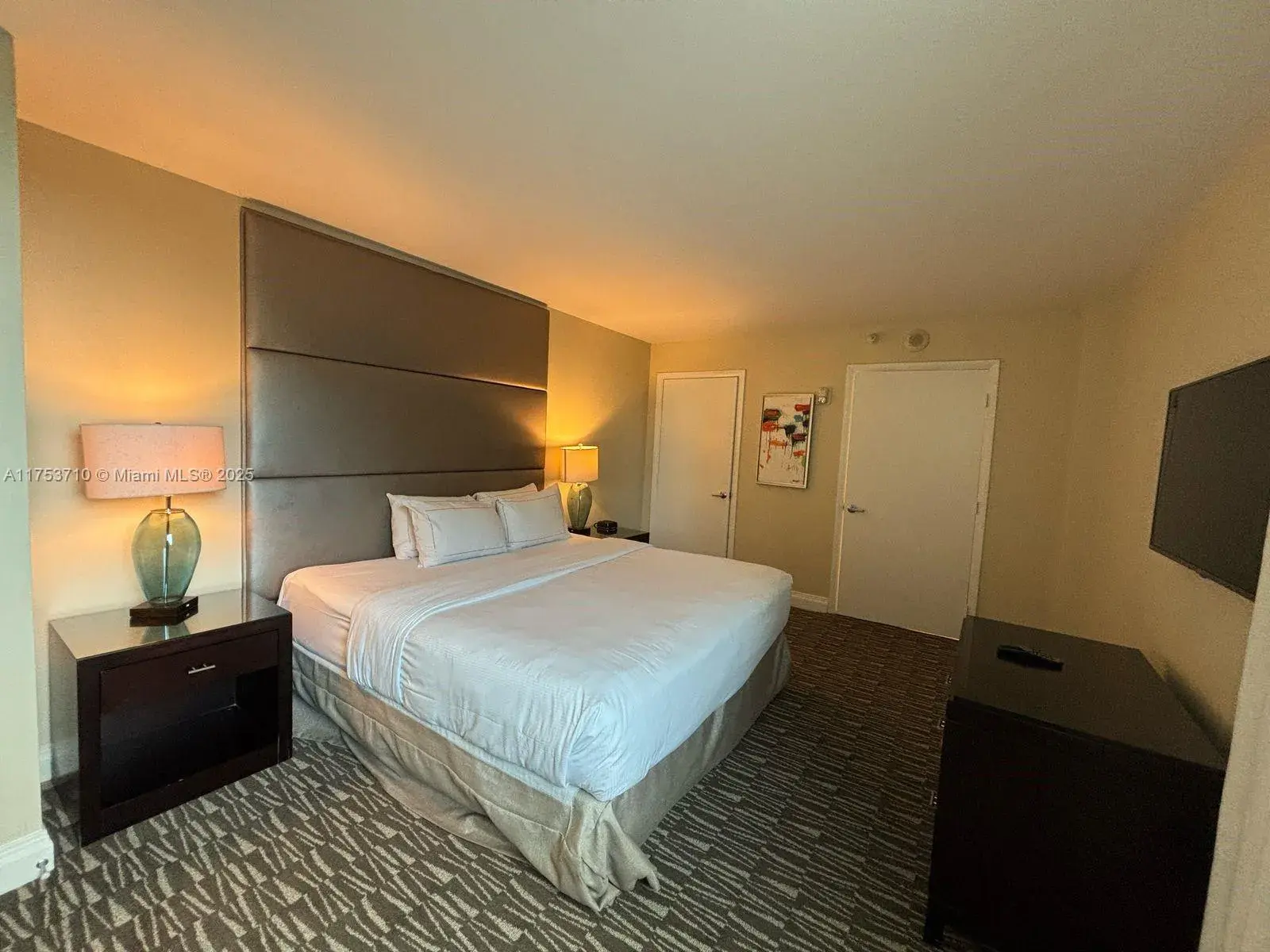 2670 E Sunrise Blvd # 302, Fort Lauderdale FL 33304