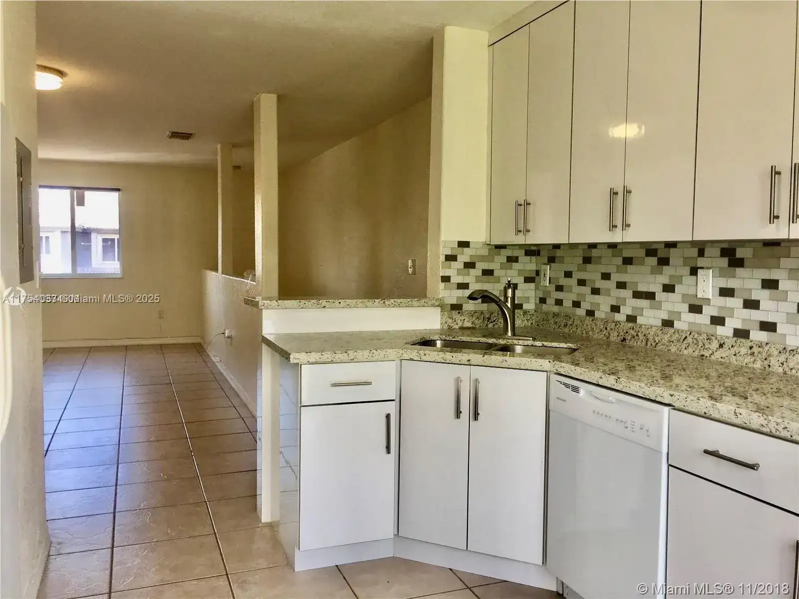 5675 NW 109th Ave # 40, Doral FL 33178 photo 4