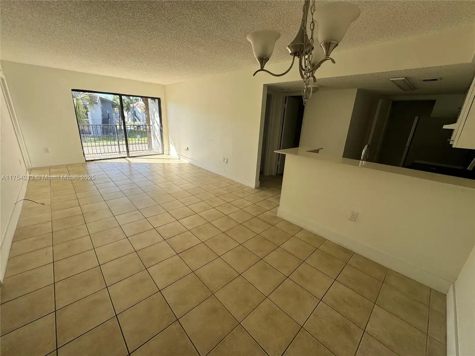 7135 NW 179th St # 209, Hialeah FL 33015 photo 3