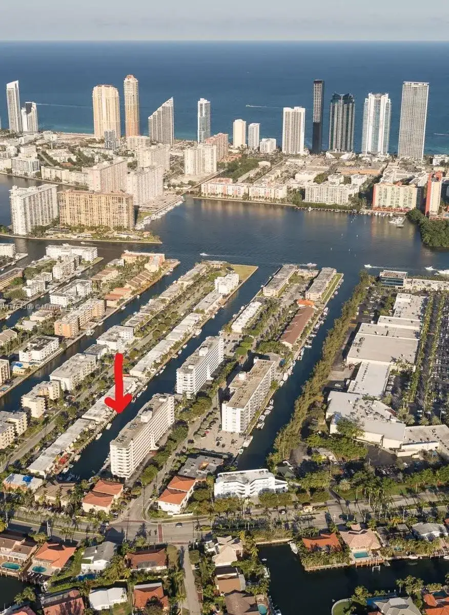 3545 NE 166th St # 807, North Miami Beach FL 33160 photo 3