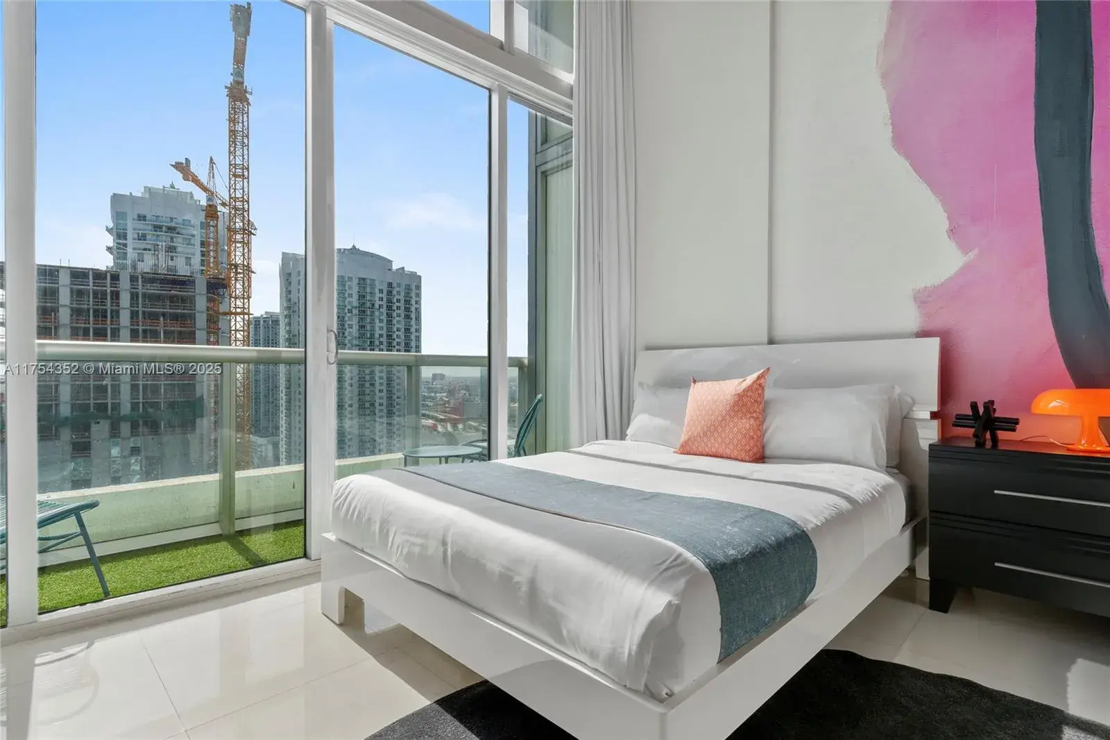 485 Brickell Ave # 2805, Miami FL 33131 photo 2