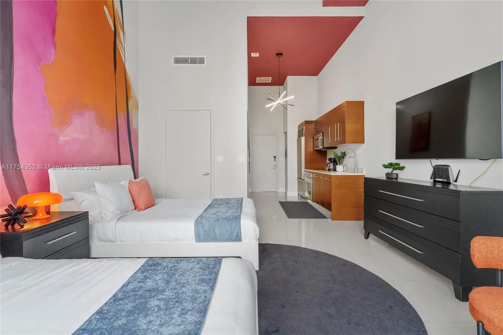 485 Brickell Ave # 2805, Miami FL 33131 photo 3
