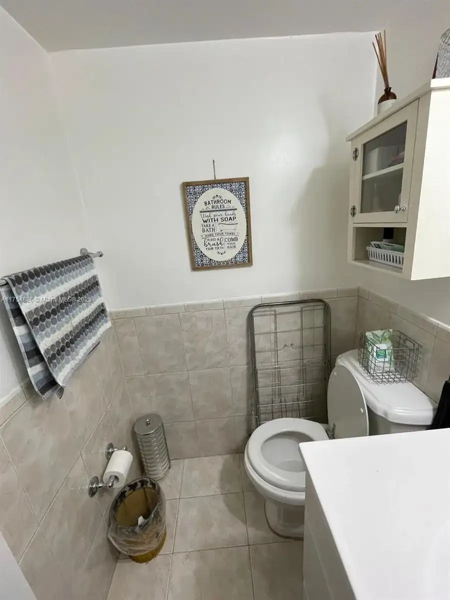 10985 SW 107th St # 211, Miami FL 33176 photo 4