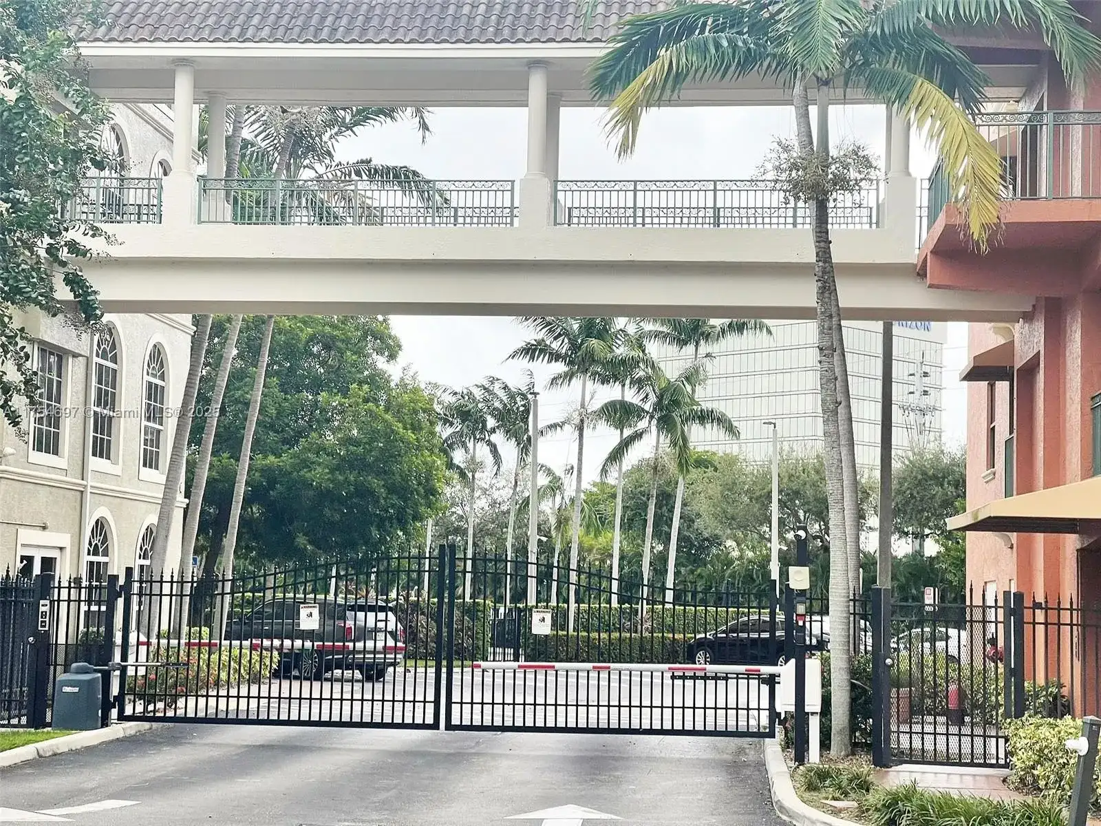 1610 Presidential Way # 205, West Palm Beach FL 33401 photo 3