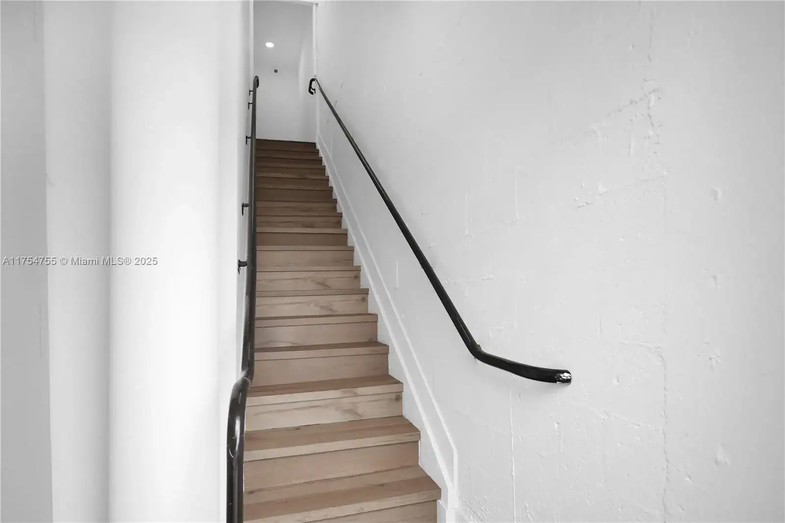 7311 NW 12th St # 29, Miami FL 33126 photo 4
