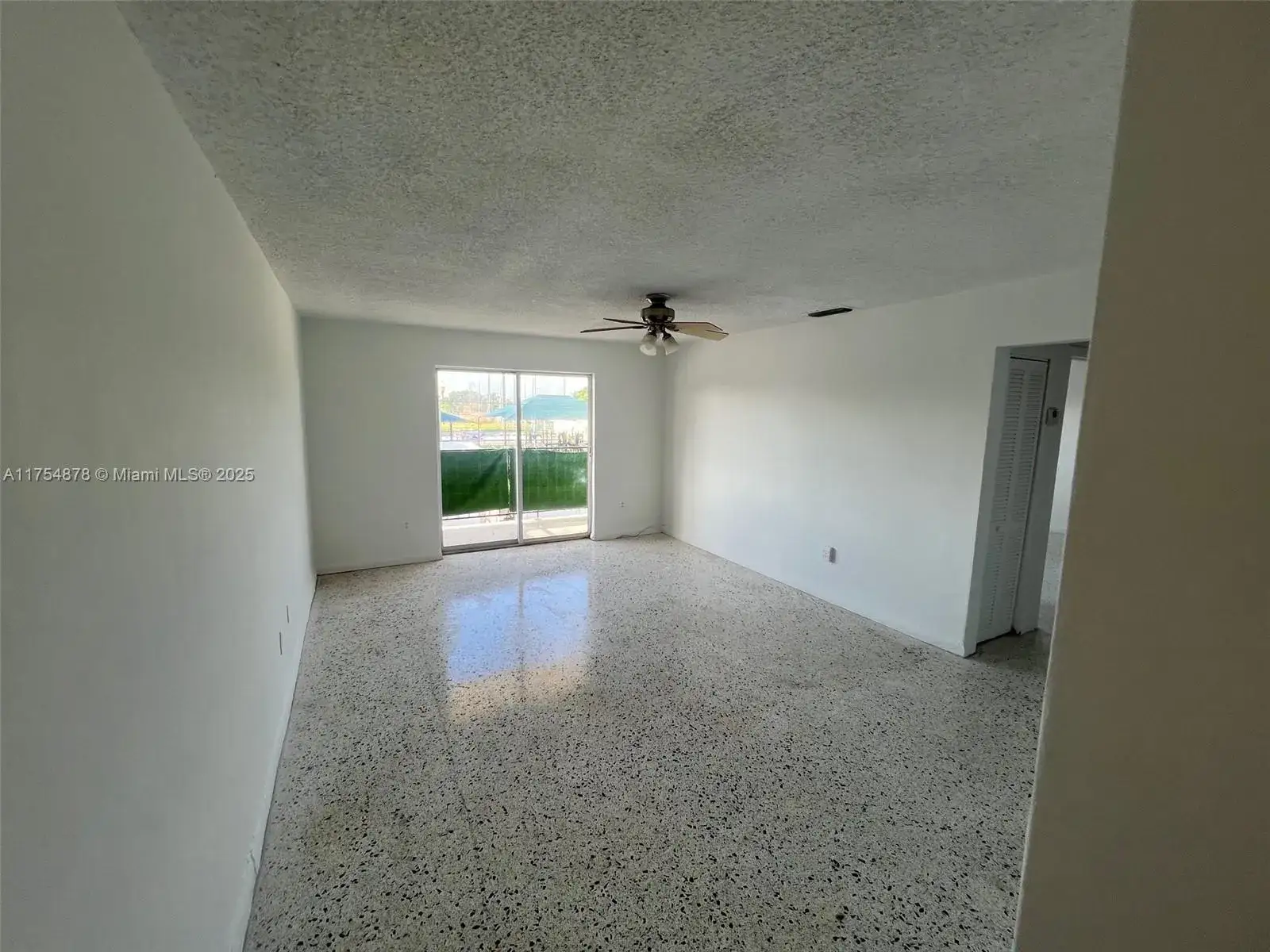 887 W 29th St # 2, Hialeah FL 33012