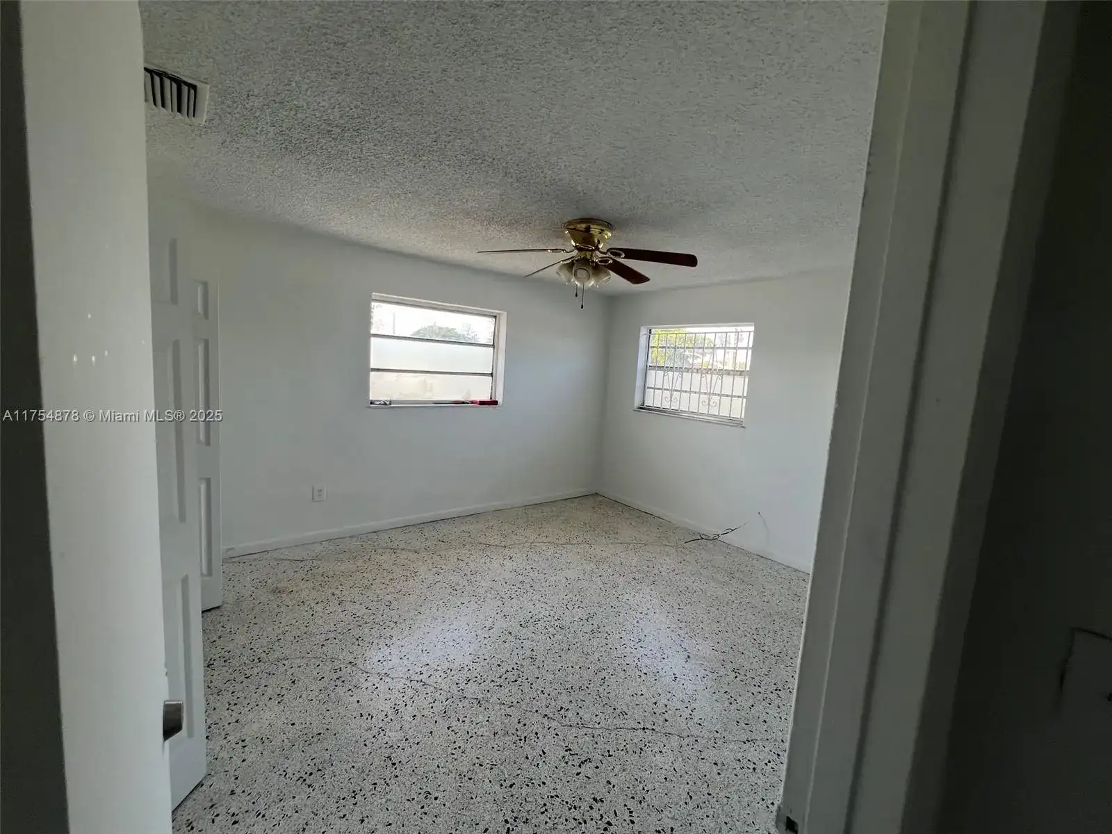 887 W 29th St # 2, Hialeah FL 33012 photo 3