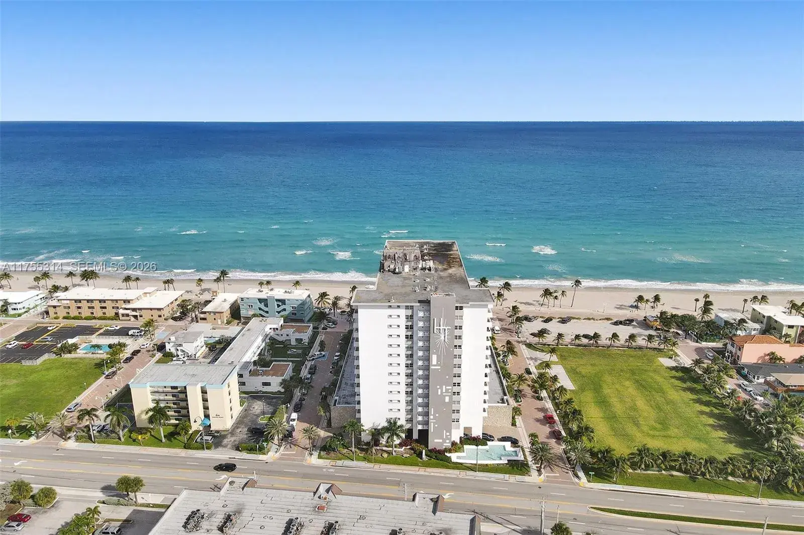 3111 N Ocean Dr # 508, Hollywood FL 33019