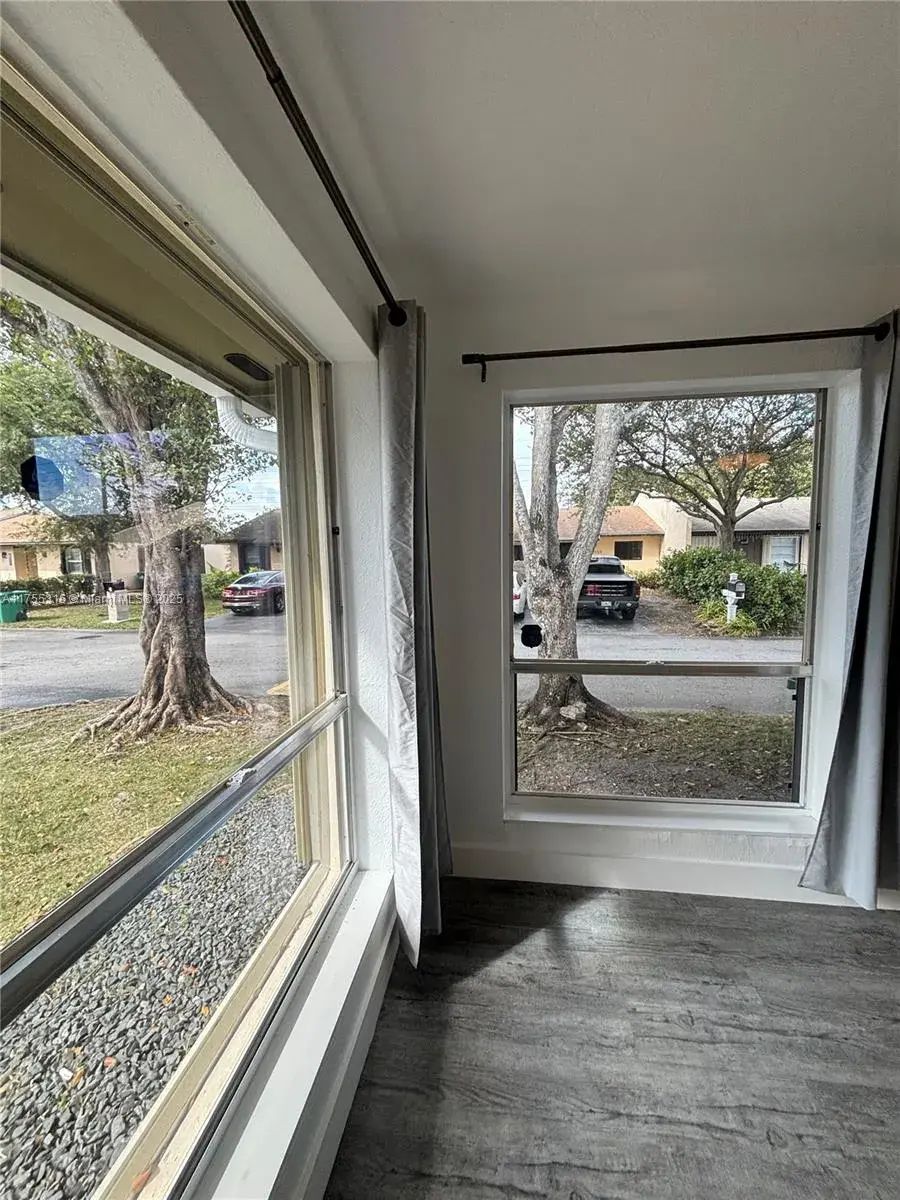 12561 SW 119th Ter, Miami FL 33186