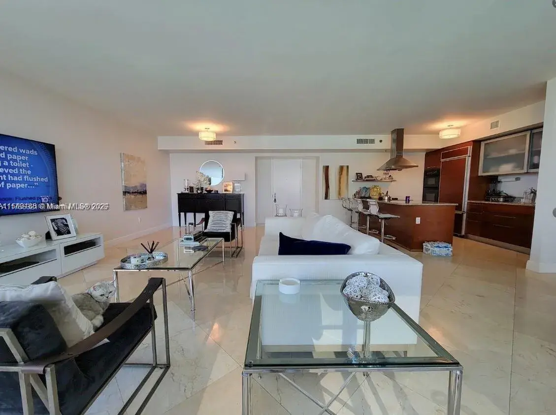 1800 S Ocean Dr # 1510, Hallandale Beach FL 33009
