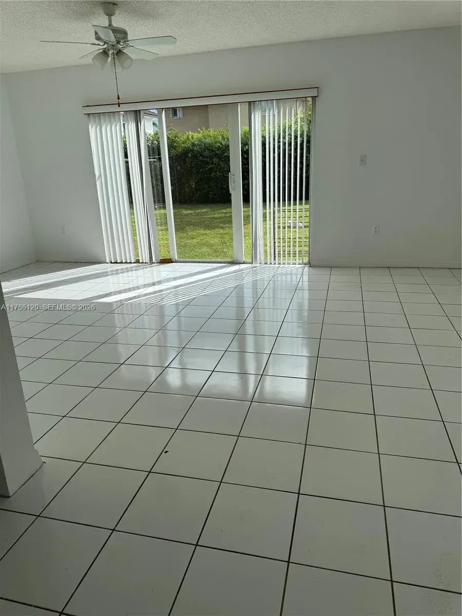14156 SW 163rd Ter, Miami FL 33177