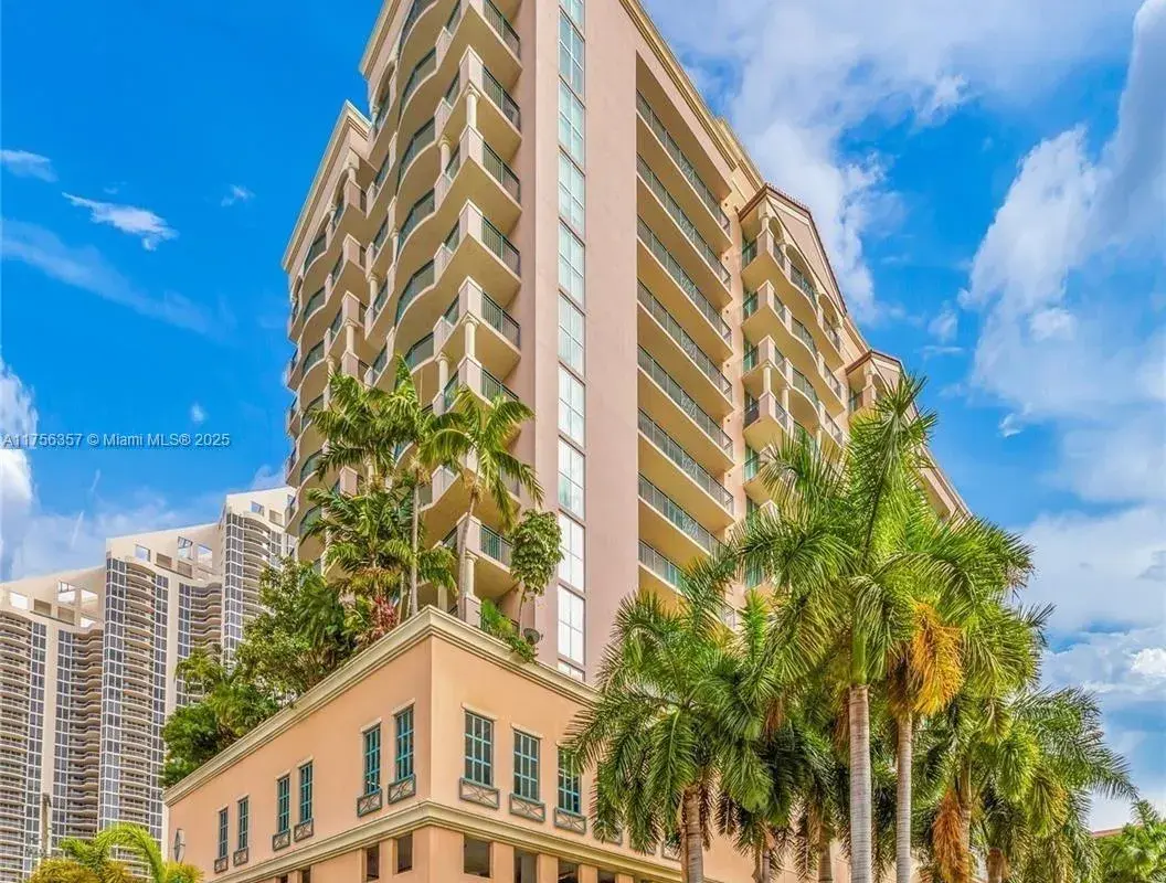 17555 Atlantic Blvd # 606, Sunny Isles Beach FL 33160