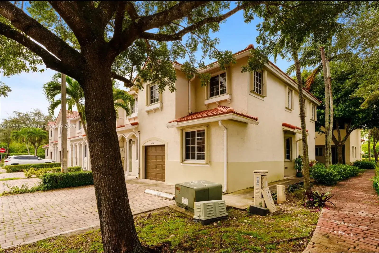 21407 NW 13th Ct, Miami Gardens FL 33169 photo 3