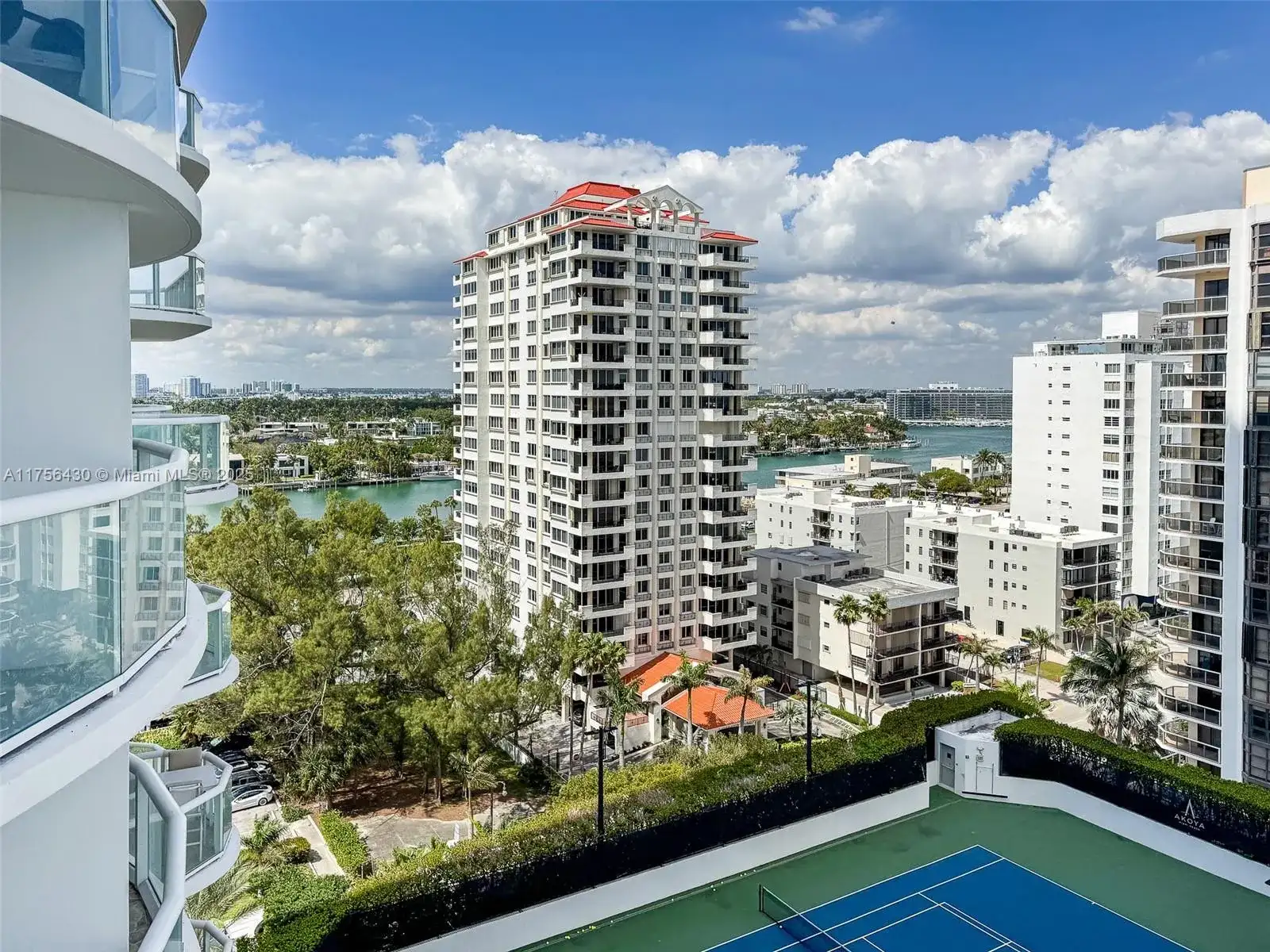 6365 Collins Ave # 1410, Miami Beach FL 33141 photo 2