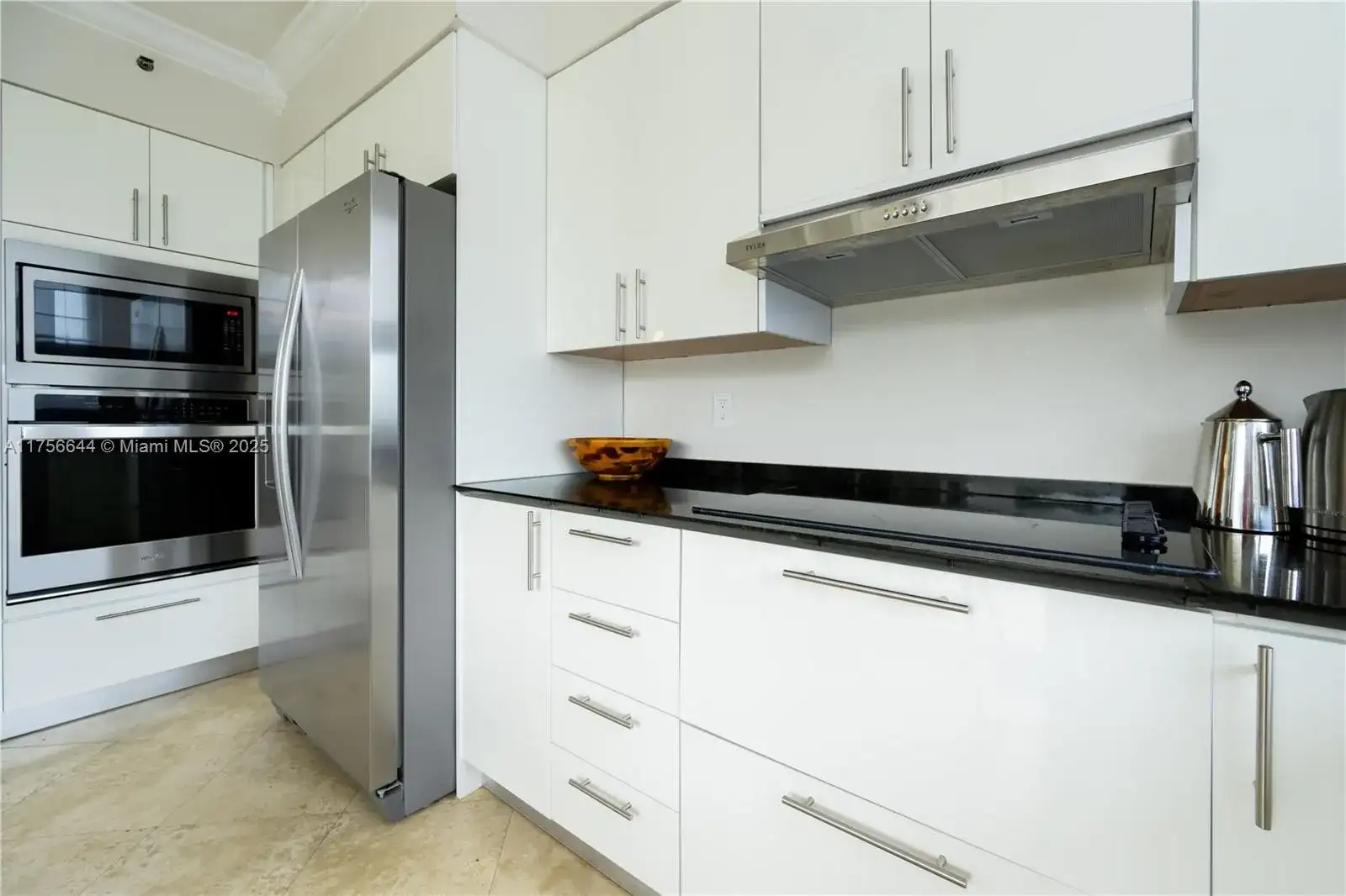 19111 Collins Ave # 207, Sunny Isles Beach FL 33160 photo 5