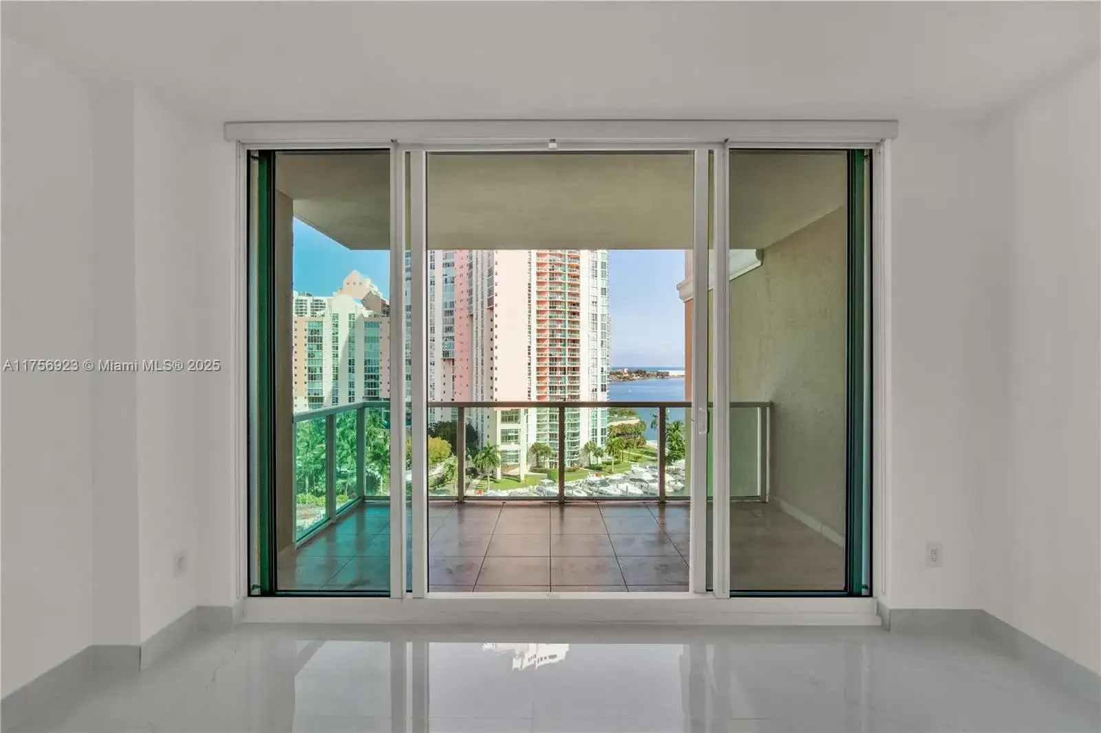 3340 NE 190th St # 1108, Aventura FL 33180 photo 3