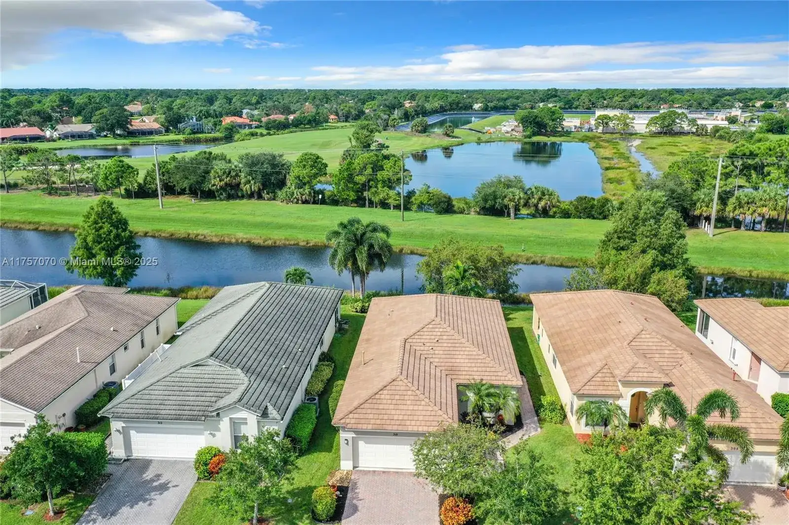 310 SW Tomoka Springs Dr, Port St. Lucie FL 34986 photo 3
