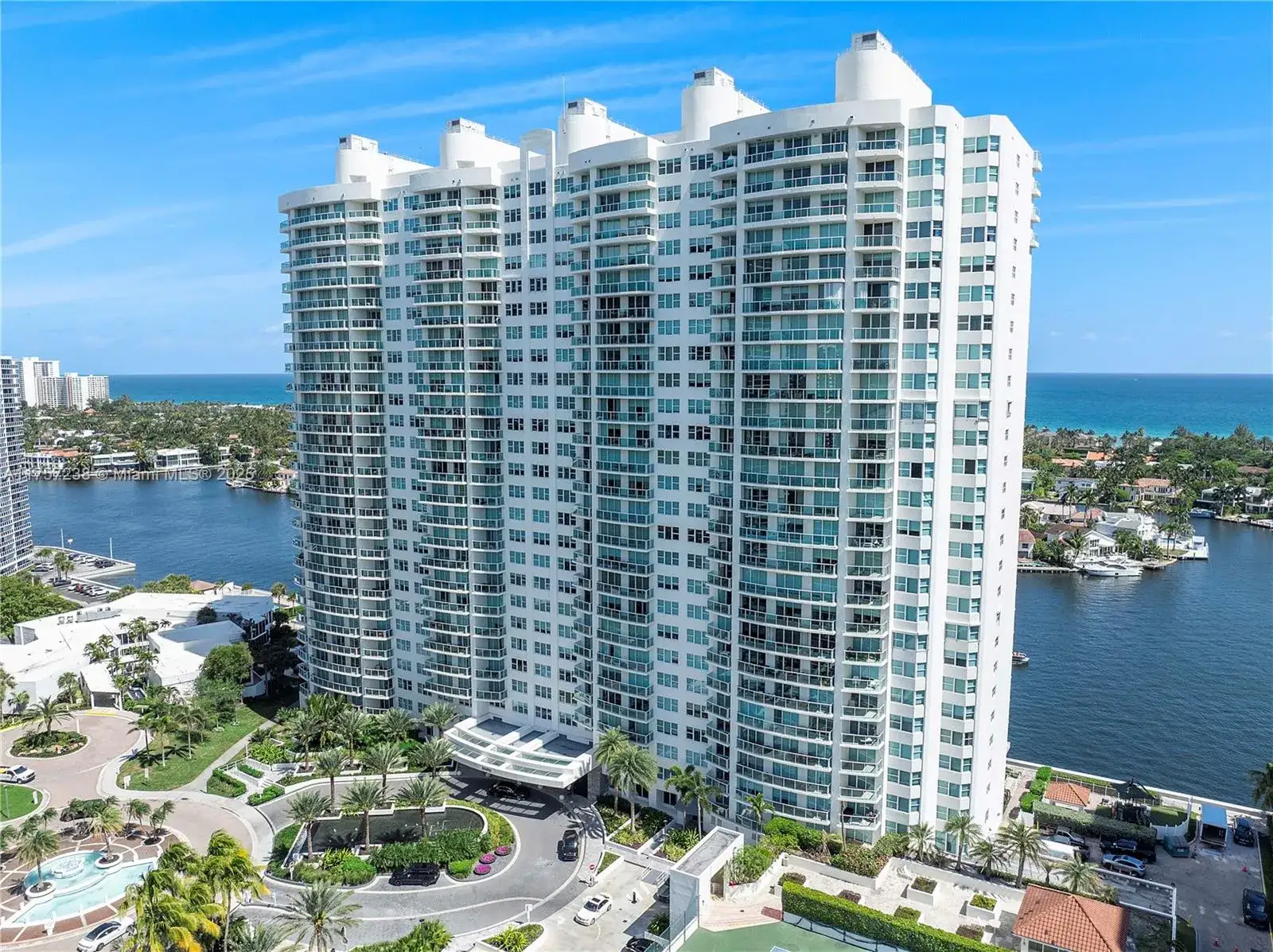 20201 E Country Club Dr # 1808, Aventura FL 33180