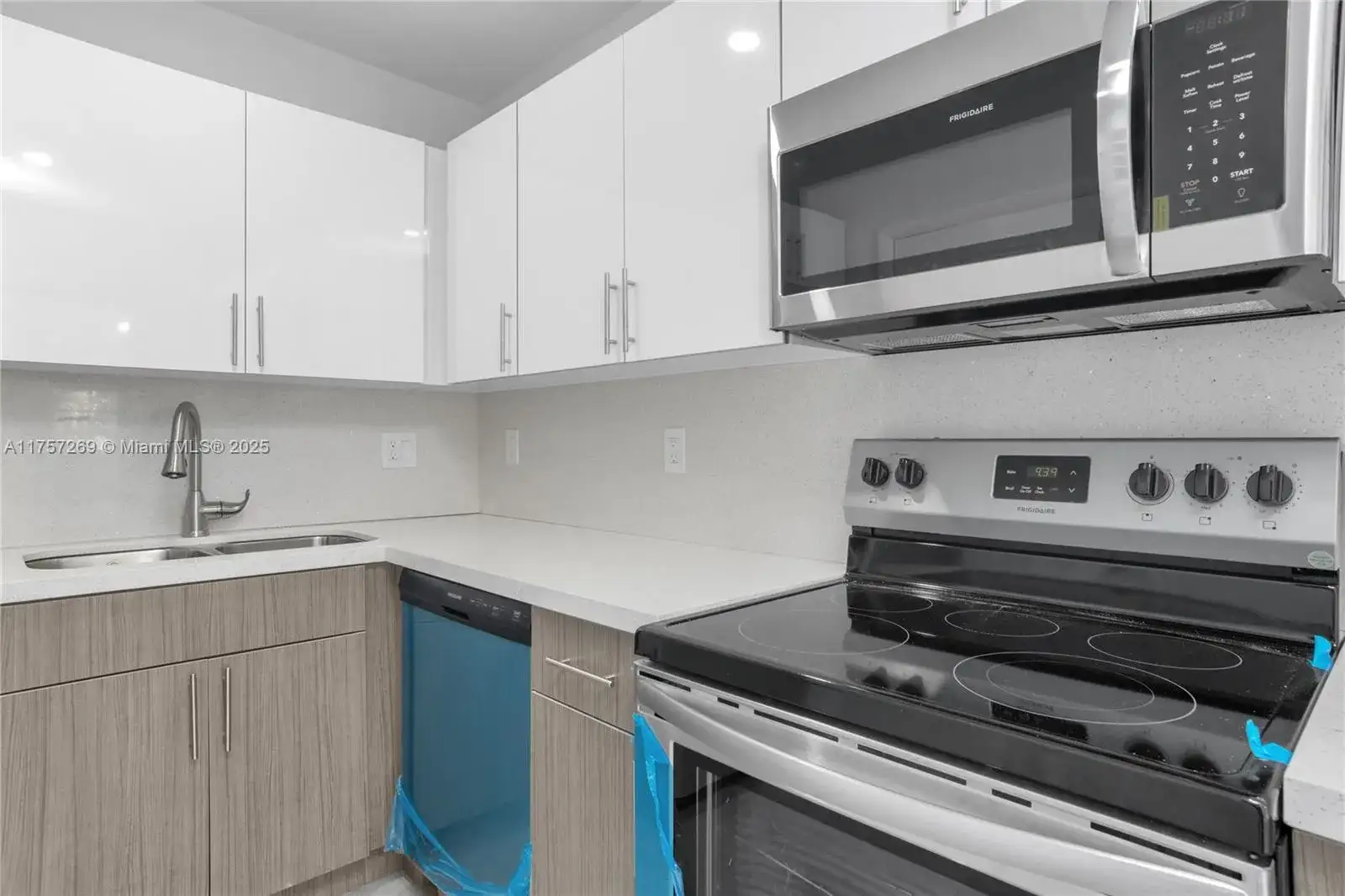 11930 NE 19th Dr # 1, North Miami FL 33181 photo 2