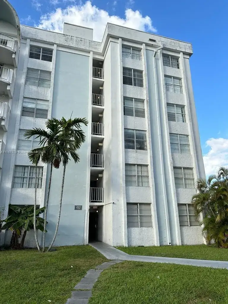 492 NW 165th St Rd # 211, Miami FL 33169 photo 5