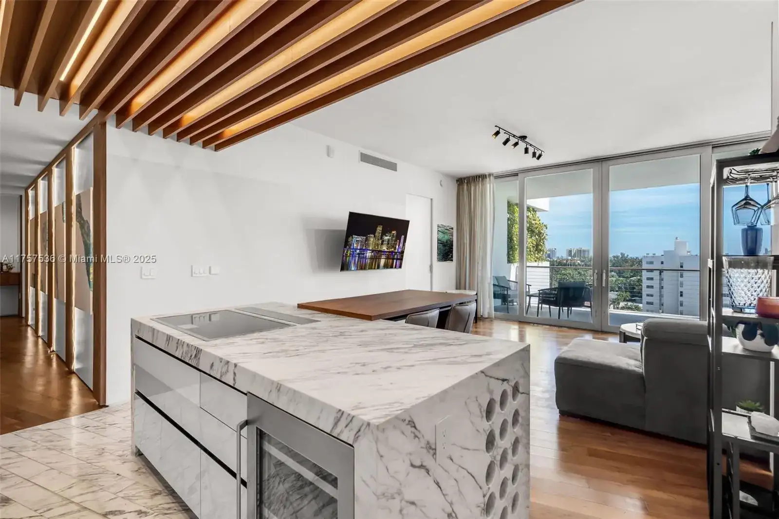 1300 Monad Ter # 8C, Miami Beach FL 33139 photo 2