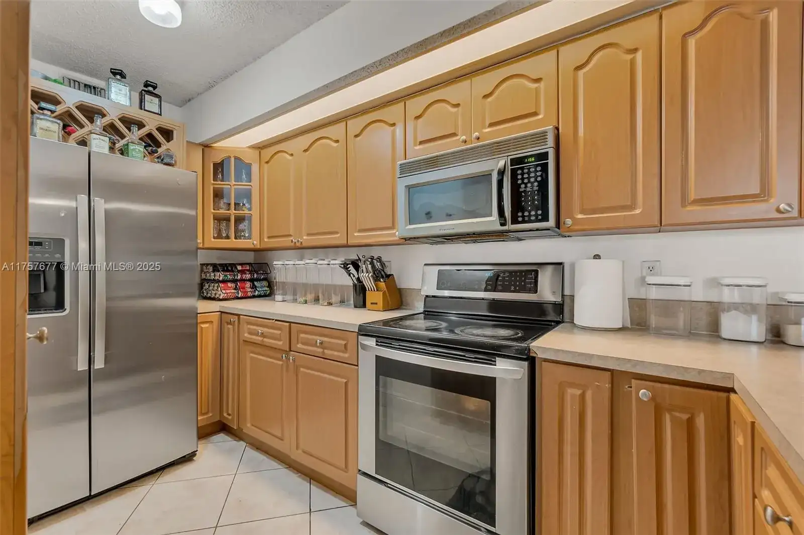 18860 NW 57th Ave # 204, Hialeah FL 33015 photo 3