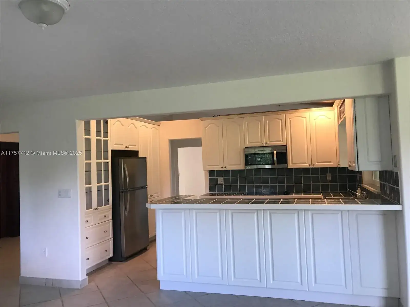 22171 SW 274th St, Homestead FL 33031 photo 2