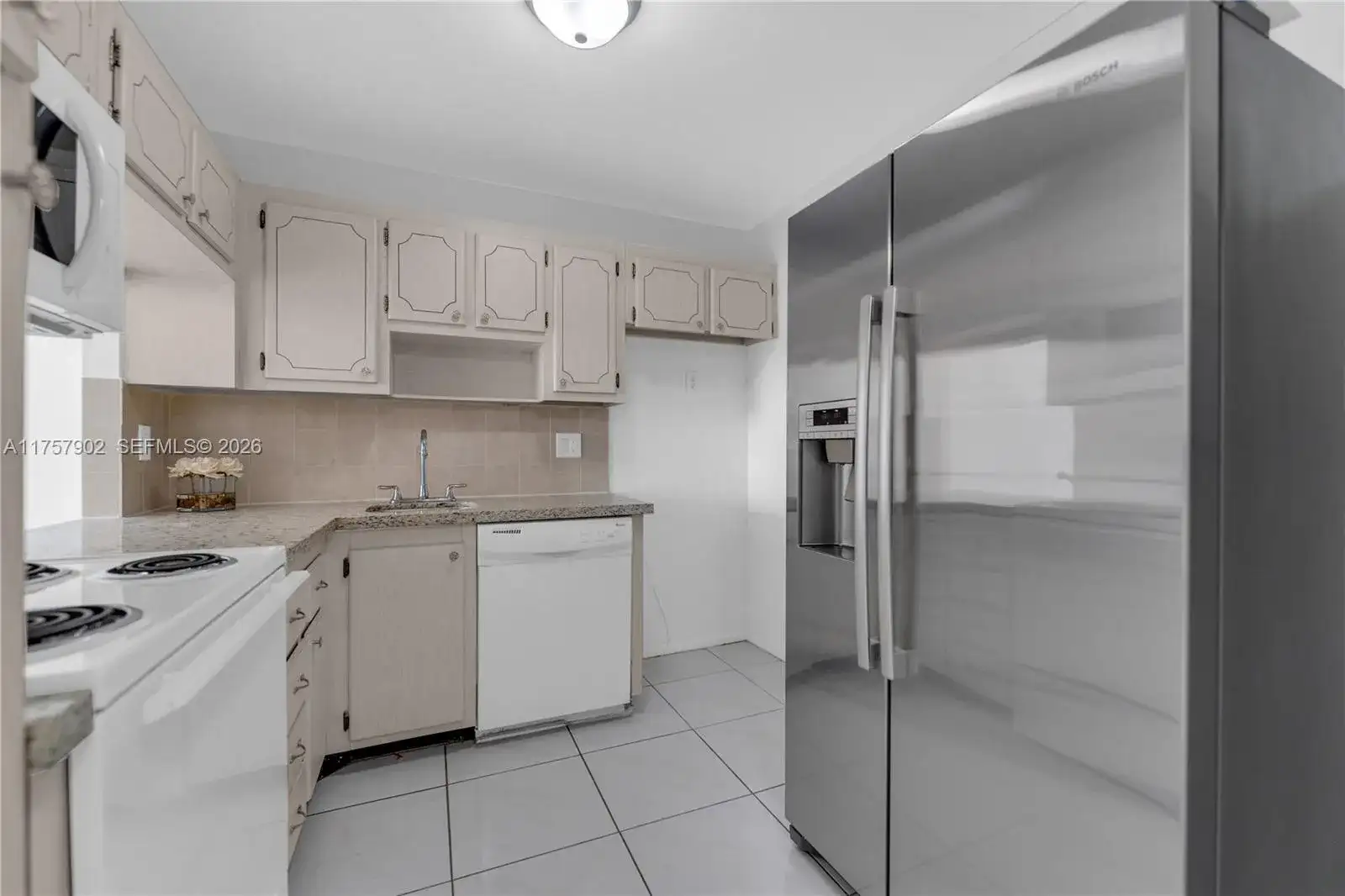 1817 S Ocean Dr # 827, Hallandale Beach FL 33009 photo 4