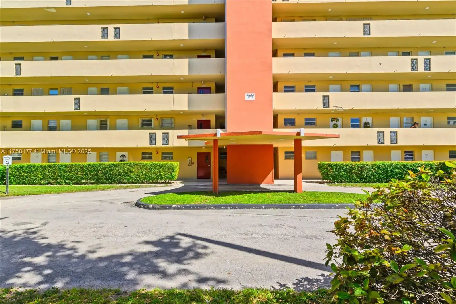 1770 NE 191st St # 1, Miami FL 33179 photo 3