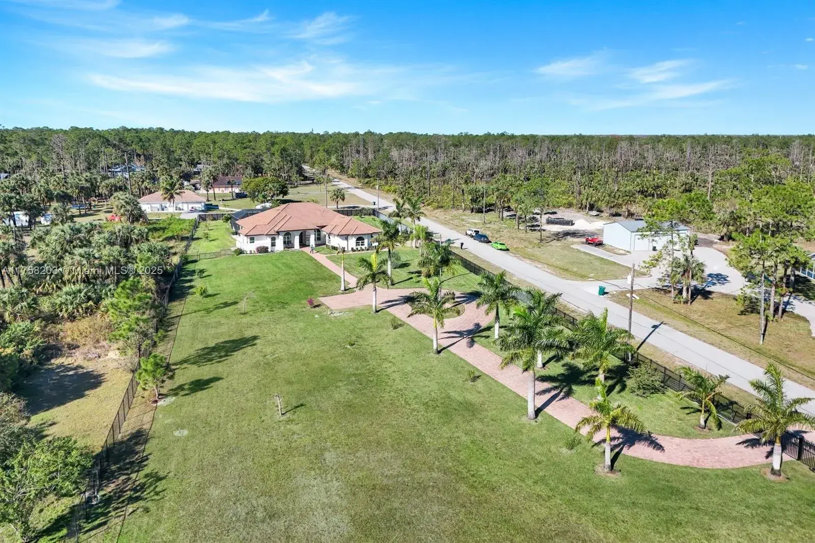 90 NW 22nd, Naples FL 34120