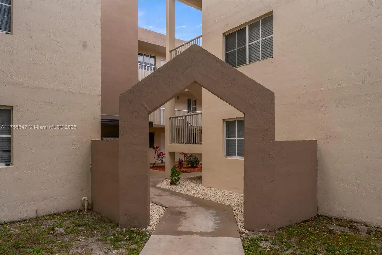 6065 NW 186th St # 107, Hialeah FL 33015 photo 2