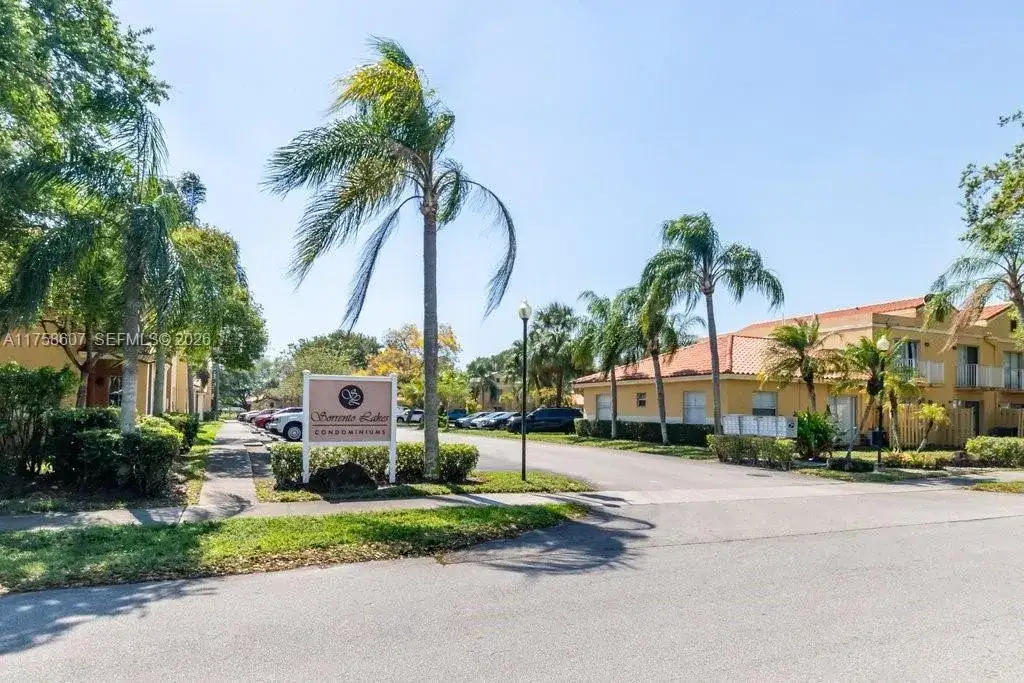 4037 NW 90th Ave # 4037, Sunrise FL 33351 photo 3