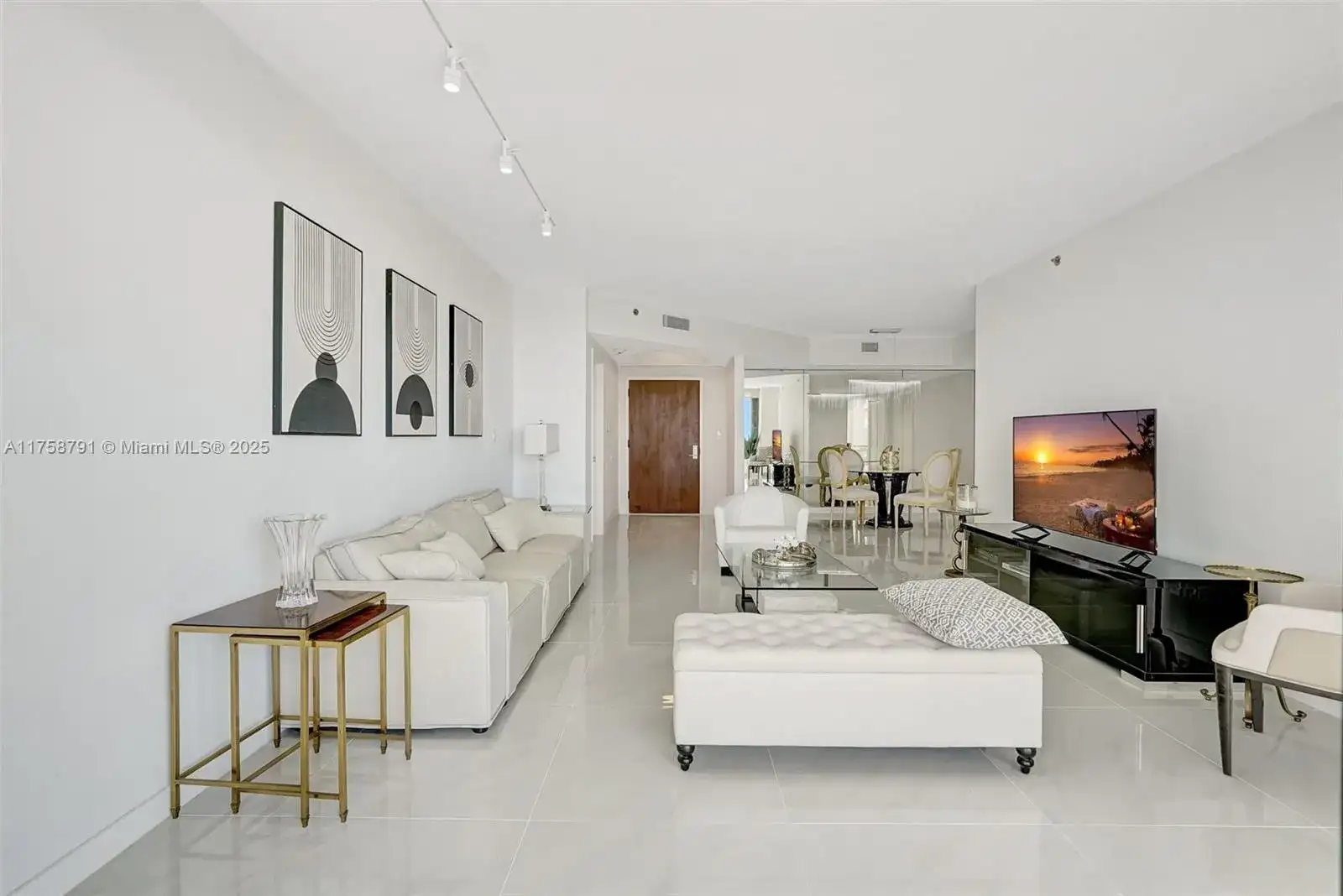 2000 Island Blvd # 1603, Aventura FL 33160 photo 3