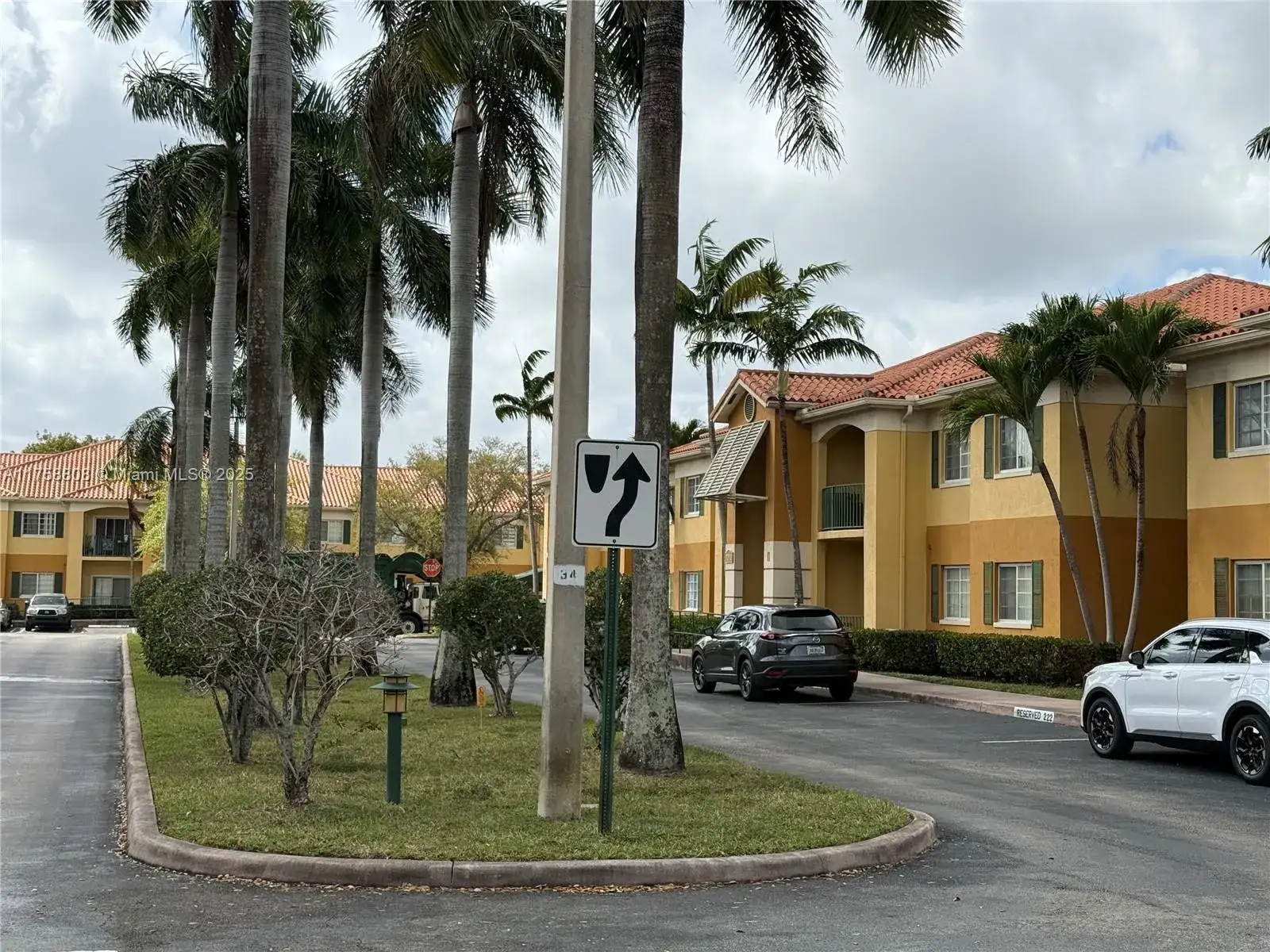7270 NW 114th Ave # 9, Doral FL 33178 photo 2