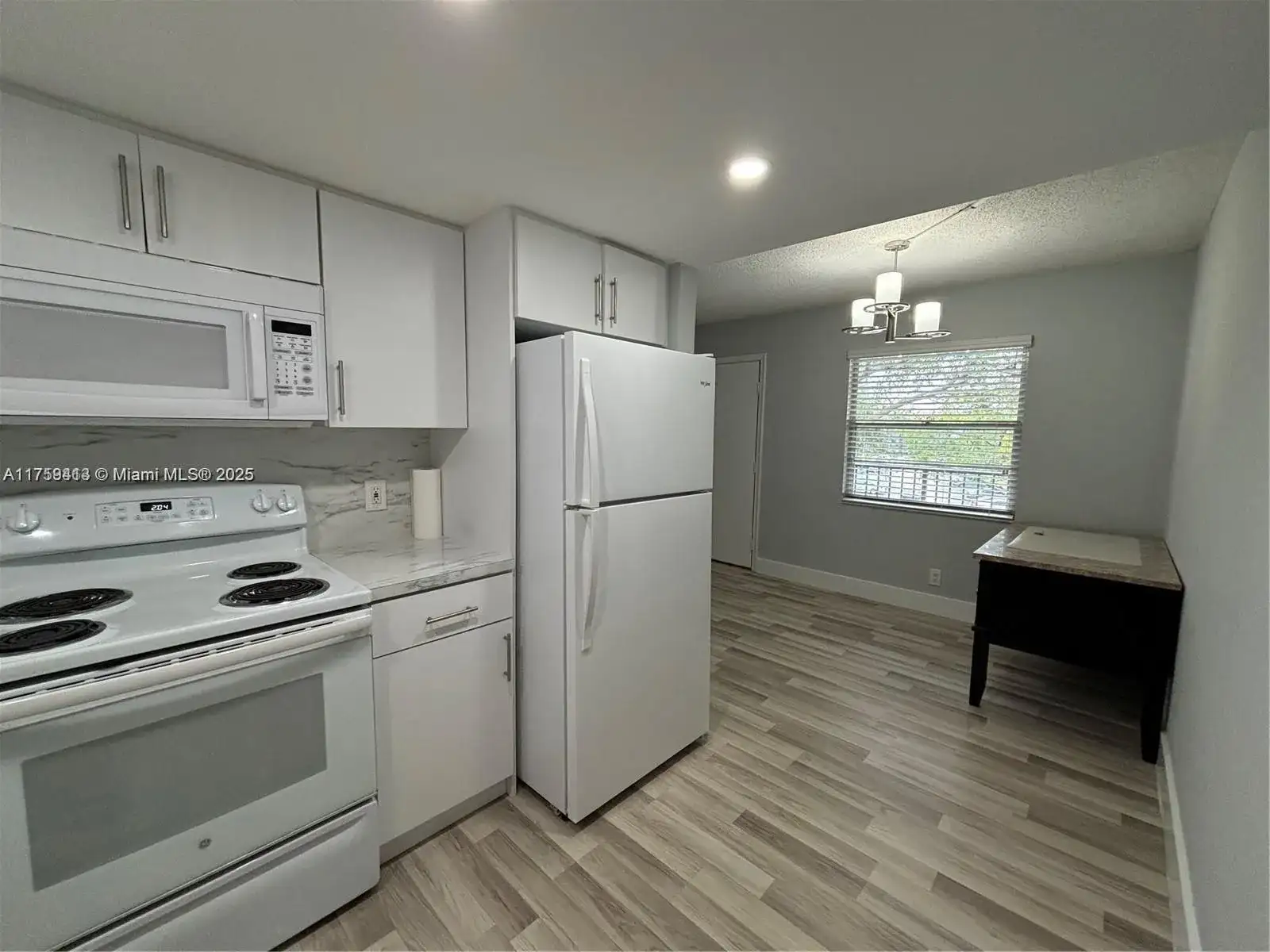251 SW 132nd Way # 314H, Pembroke Pines FL 33027 photo 2