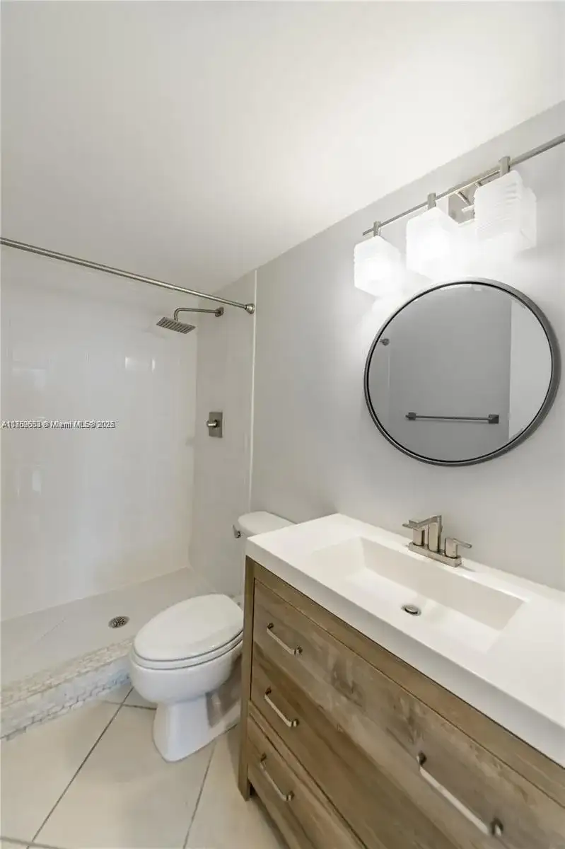 1455 N Treasure Dr # A, North Bay Village FL 33141 photo 5