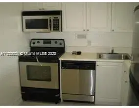 1455 N Treasure Dr # 4O, North Bay Village FL 33141