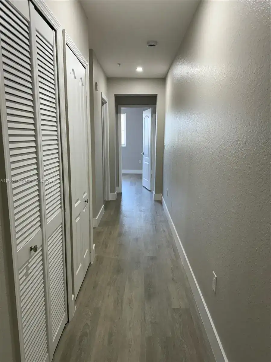 17800 NW 73rd Ave # 21, Hialeah FL 33015 photo 5
