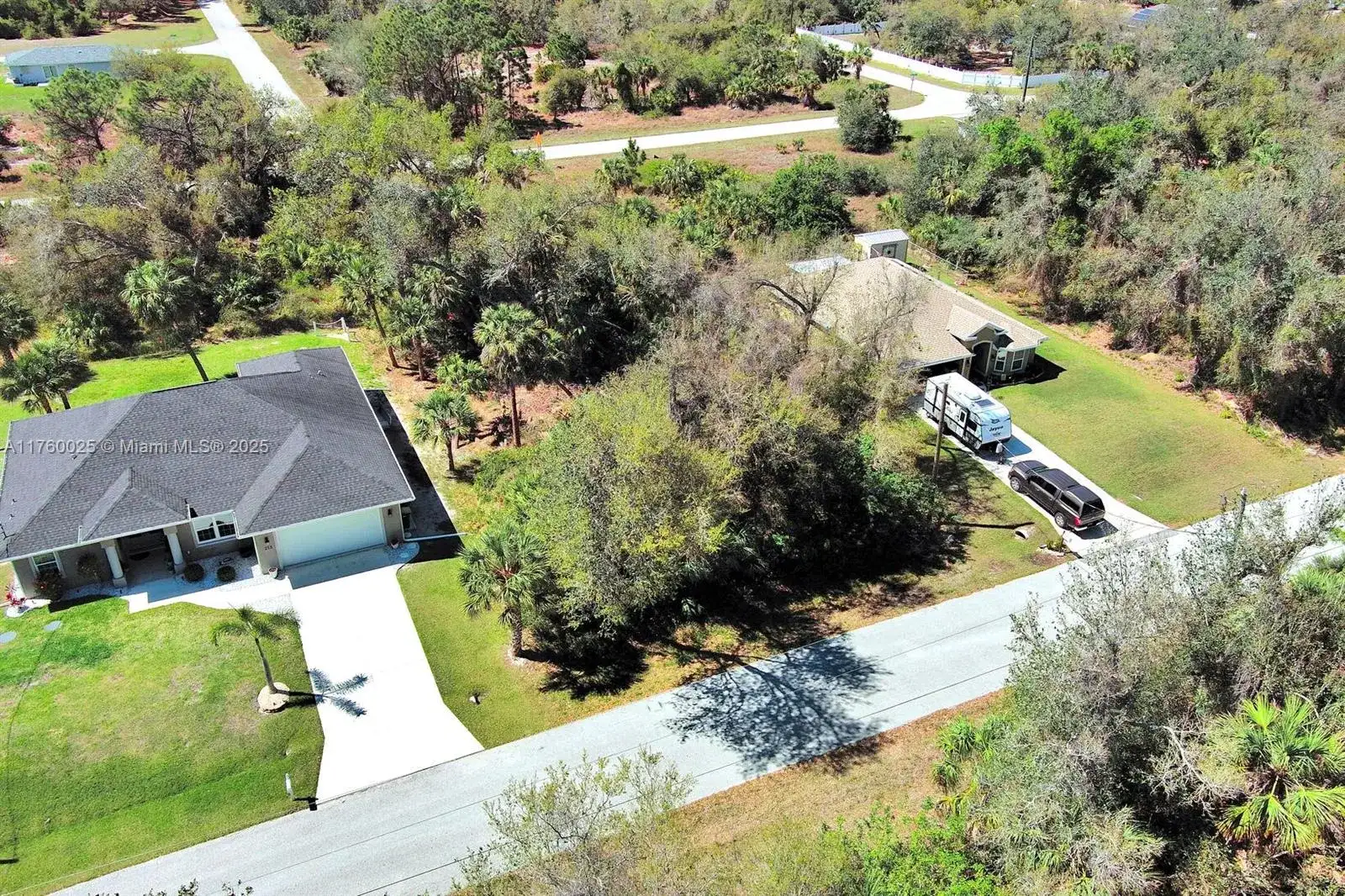 205 Ferdon Cir, Port Charlotte FL 33954 photo 2