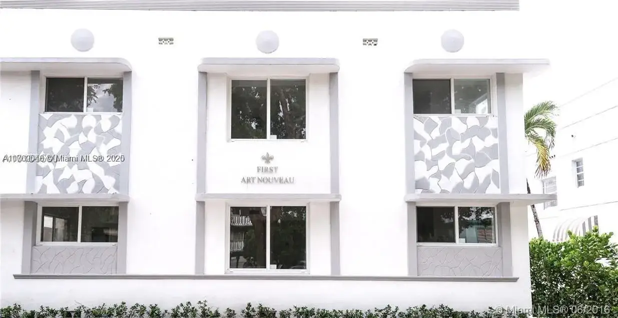 1 bedroom 1 bath Residential for sale at 918 Jefferson Ave # 2, Miami Beach FL 33139