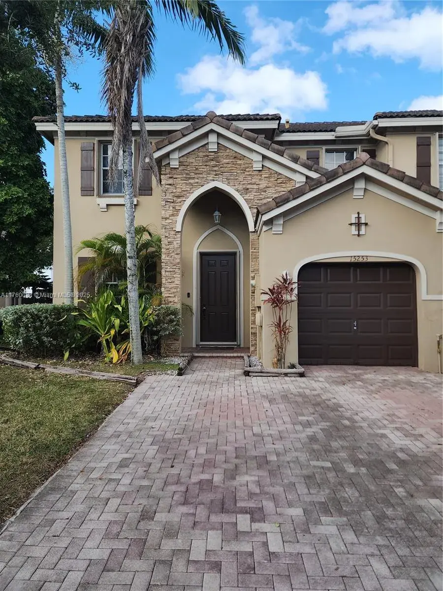 15253 SW 8th Way, Miami FL 33194