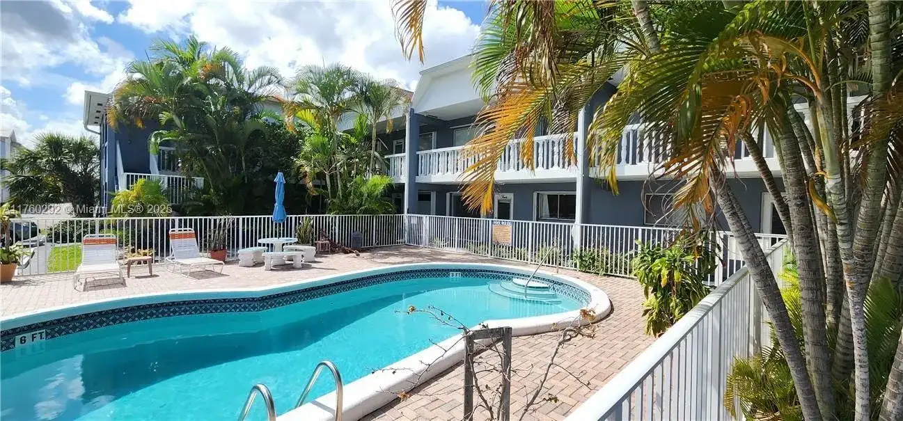 1125 NW 30th Ct # 10, Wilton Manors FL 33311 photo 3