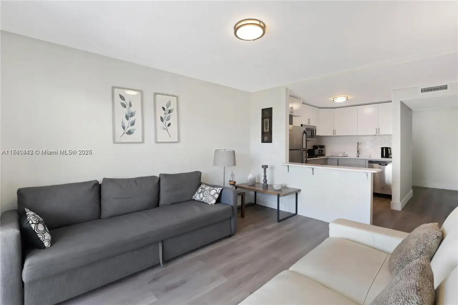 3527 NE 168th St # 409, North Miami Beach FL 33160 photo 4