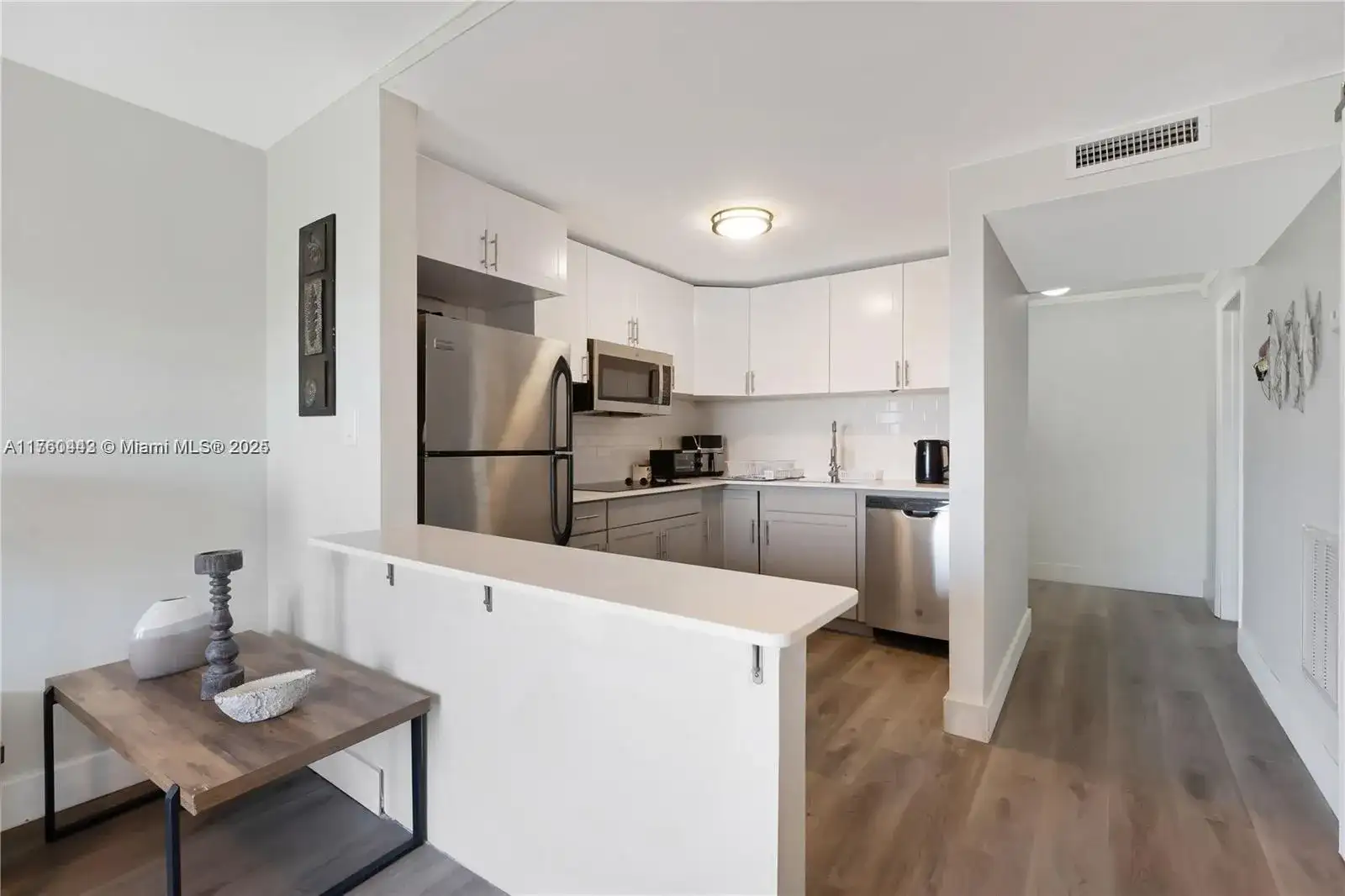 3527 NE 168th St # 409, North Miami Beach FL 33160 photo 5
